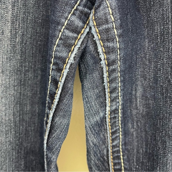 #190 Maurices Bootcut Long Jeans with White Stitching - Picture 8 of 12